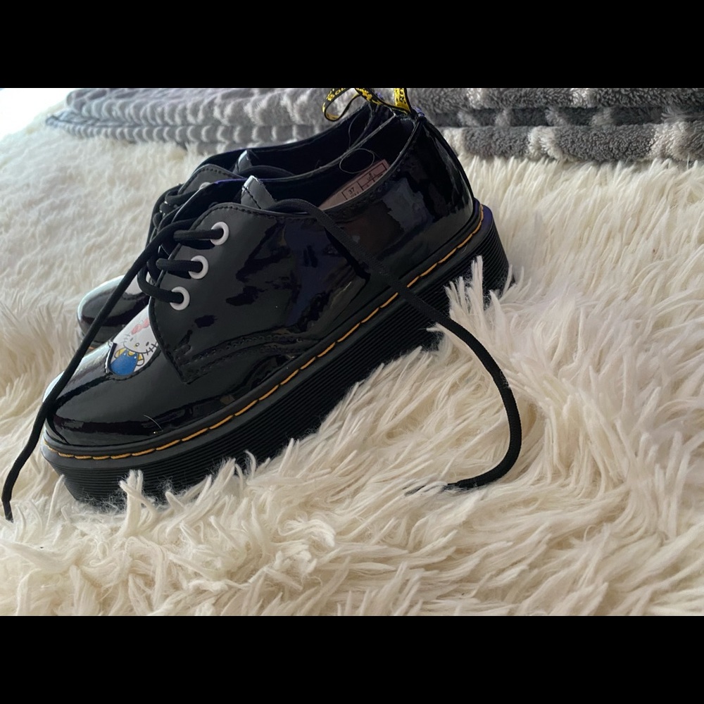 hello kitty doc martens